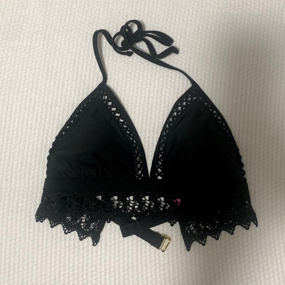 Black xhilaration lace bikini top